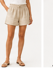 Linen Pull-On Shorts
